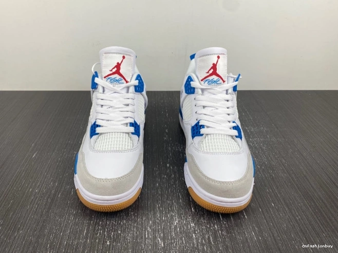 4 DR5415-104 Retro Jordan SB 0816
